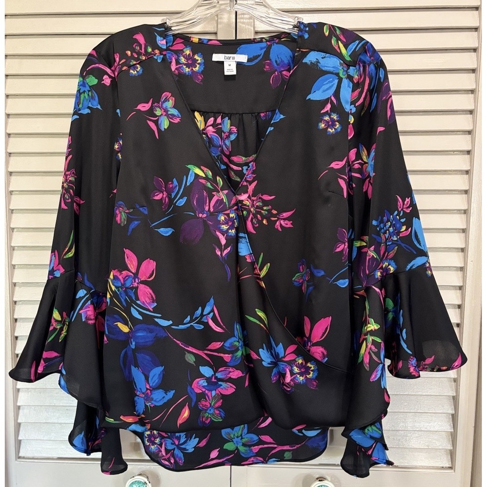 Bar III Satin Black/Multi Floral 3/4‎ Flutter Sleeve Blouse Size M Wrap Front